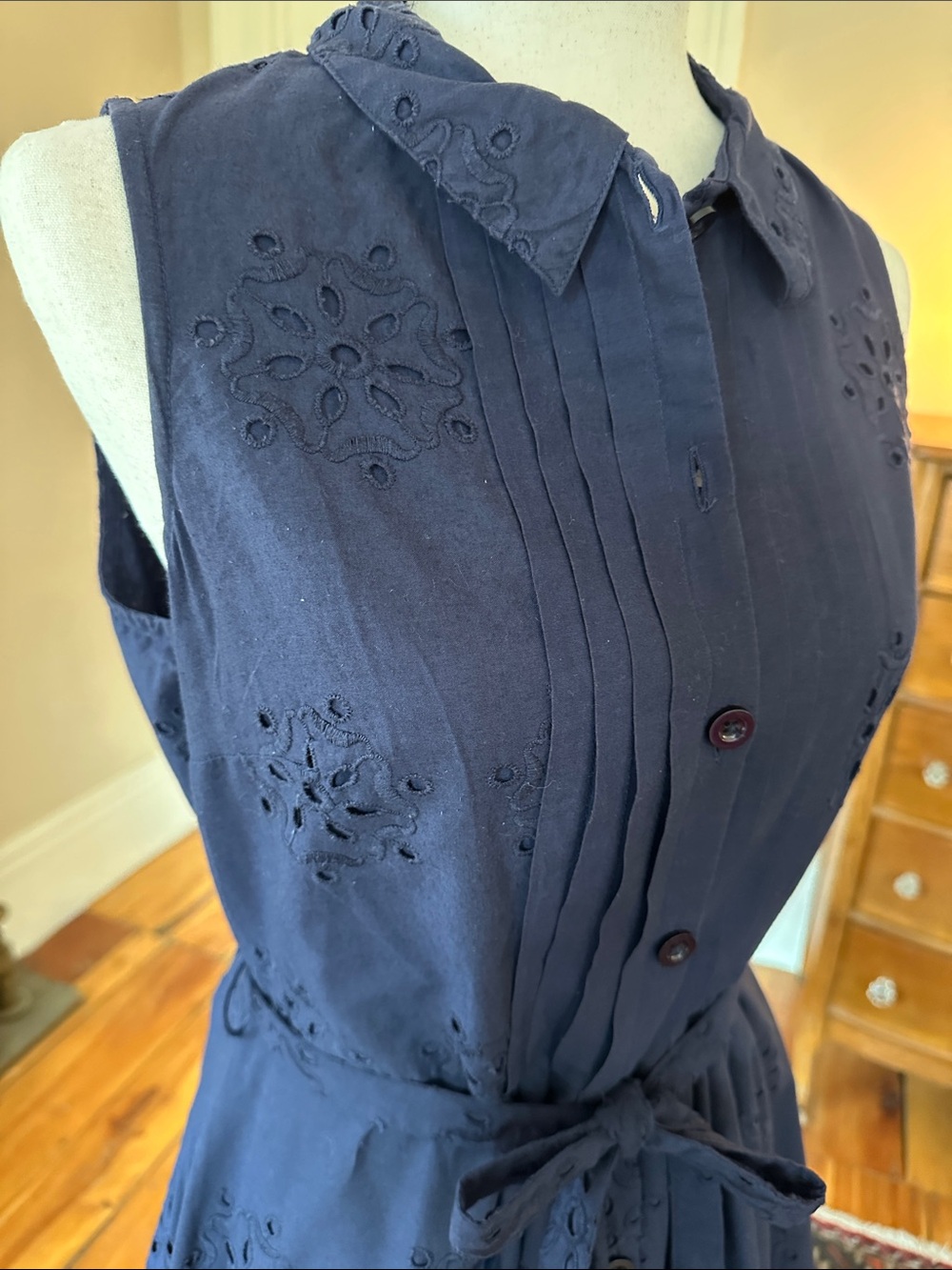 Boden Navy Sleeveless Eyelet Midi Shirtdress with Tie Waist - Picture 2 of 11